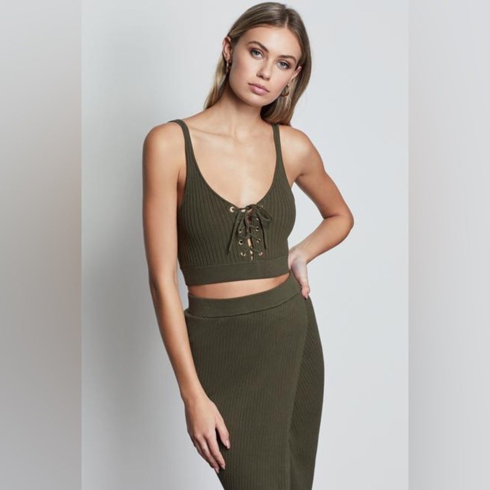 Good American Off Site Cropped Lace Up Front Ribbed Knit Top in Olive Green